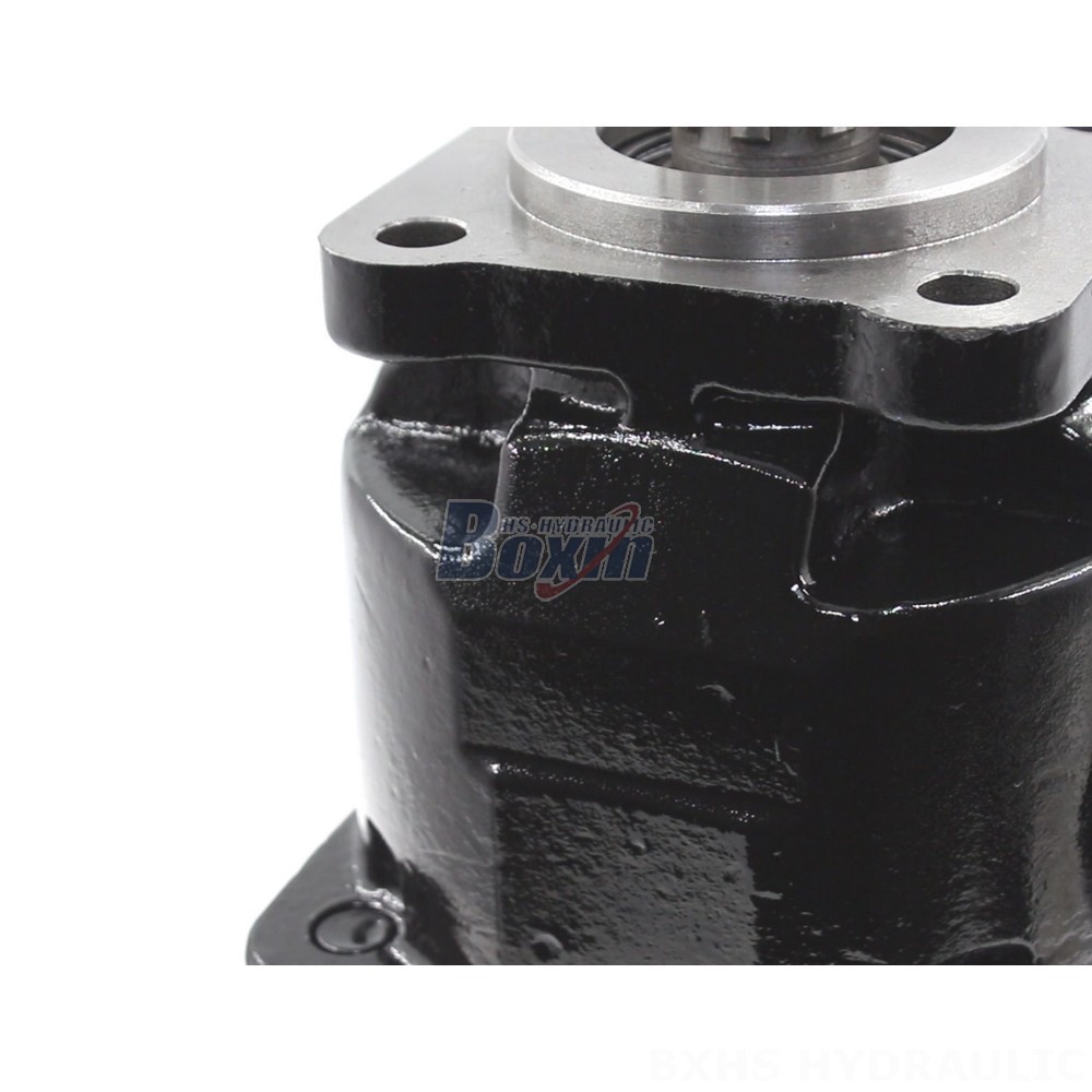 Industrial P7-63 Hydraulic Piston Pump - 63 cc/rev | Factory Supply detail image