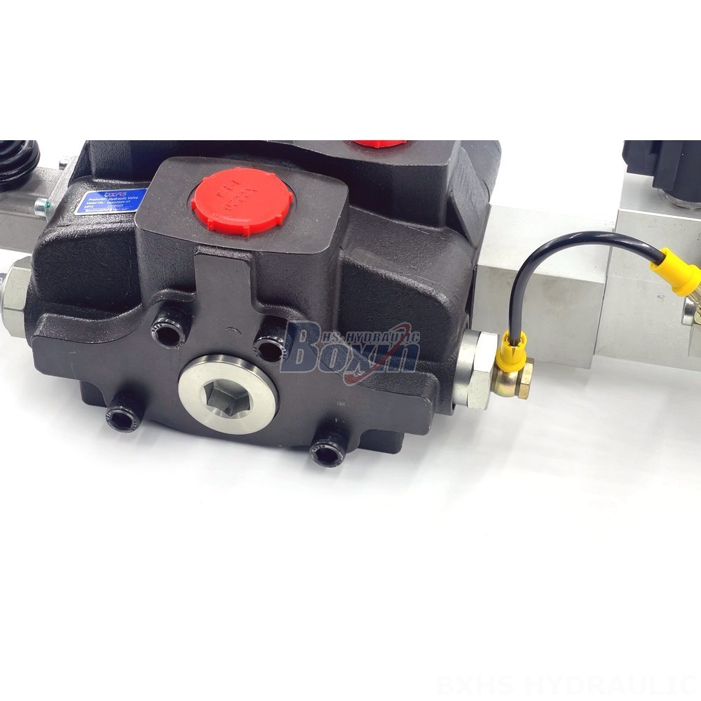 Forest Machines SD25 Sectional Valve | Hydraulic Control Solutions | Global Supply Chain detail image